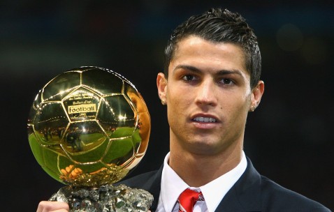 爱游戏-赛前速览：足协杯四强战曼城对阵本菲卡，三大看点值得期待