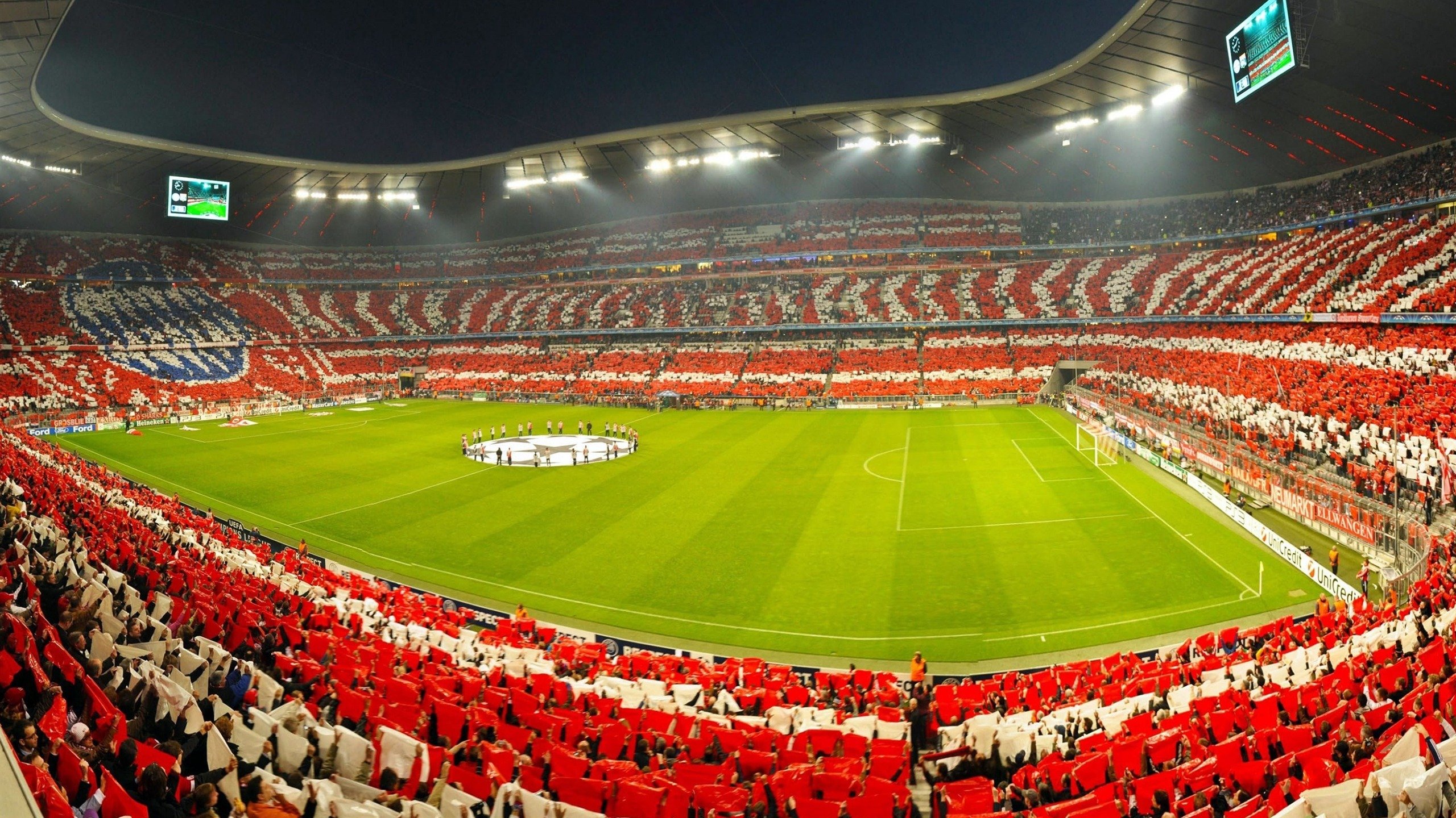 亚冠次回合对决在即！洛杉矶湖人演练定位球，罗马密集防守应对